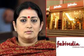 smruthi irani,lpy camera,goa,centralminister  ట్రయల్‌రూంలో స్పైకెమెరా.. పట్టుకున్న కేంద్రమంత్రి..!!